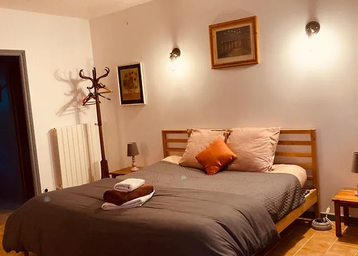 Metairie De Moutiques Farma *