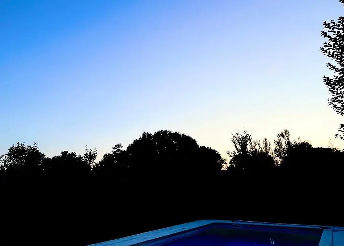 Metairie De Moutiques Farma *