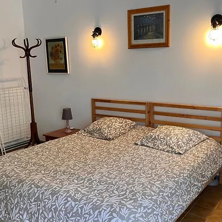 Metairie De Moutiques Lantgård *