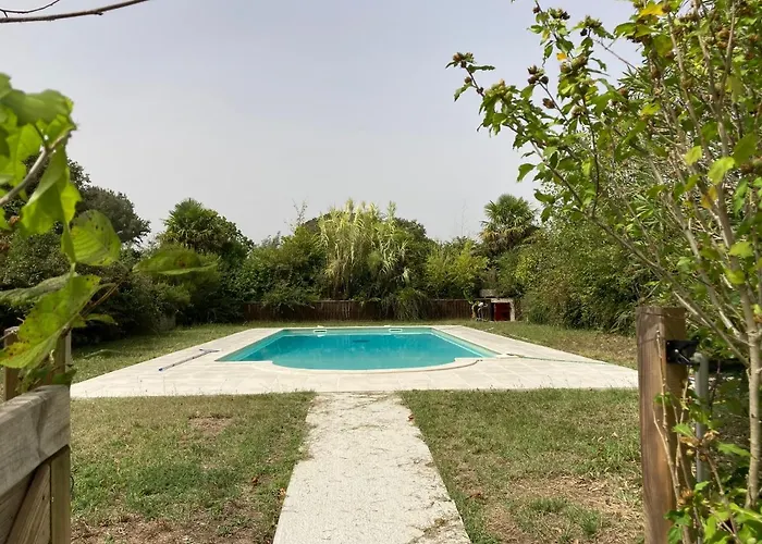 Metairie De Moutiques Feriegård *